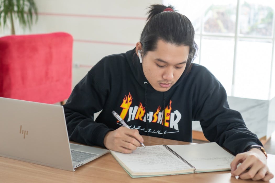 IELTS atau TOEFL: Mana yang Lebih Cocok Untukmu?