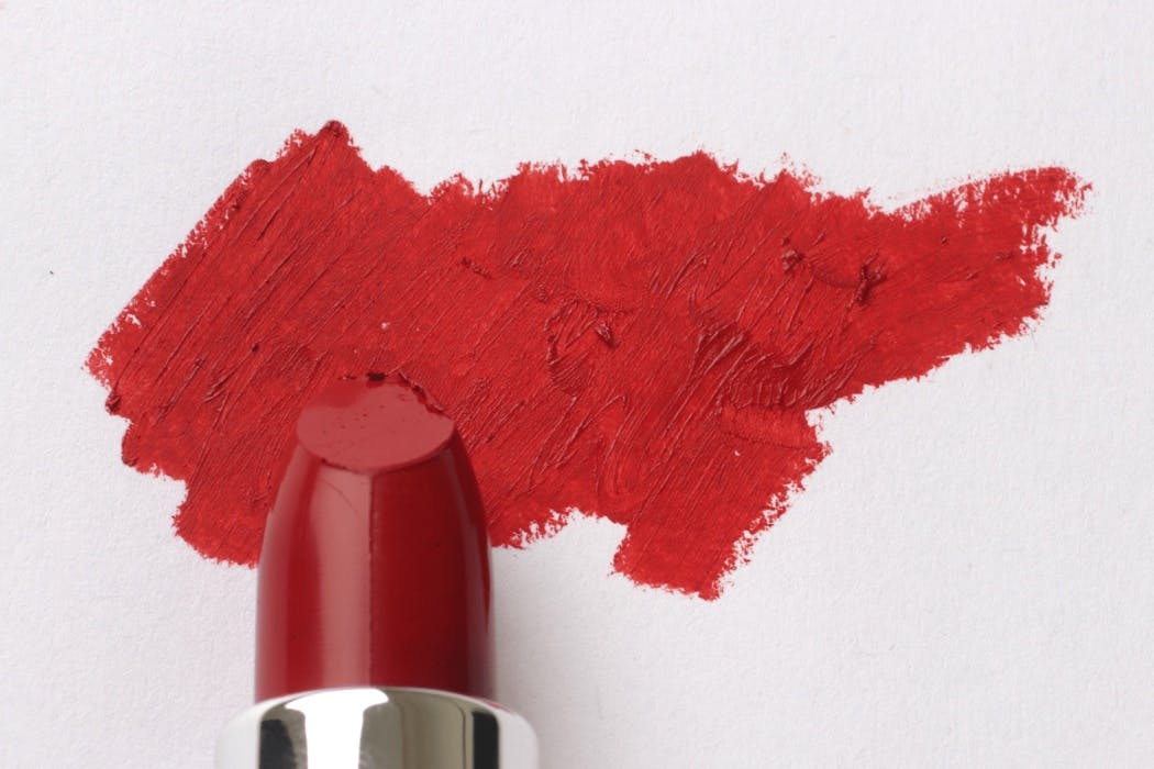 Memahami Perbedaan Jurusan Tata Rias dan Kecantikan serta Jurusan Kosmetologi