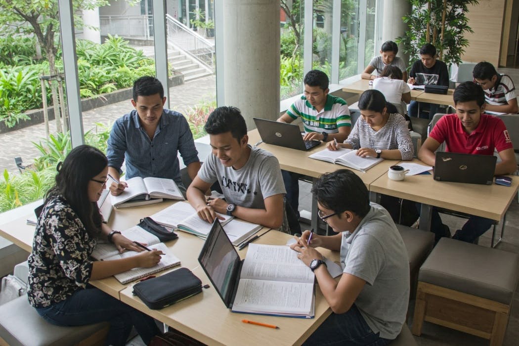 Pemerintah Buka Beasiswa Garuda 2025, Kuliah S1 Gratis ke Luar Negeri Plus Dapet Uang Saku