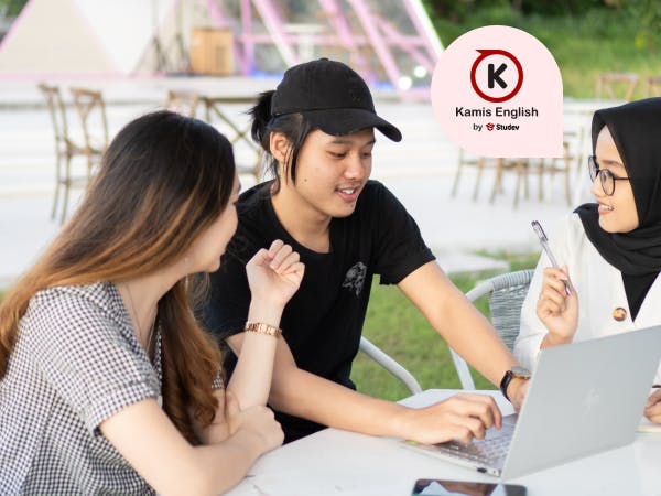 Suasana Kamis English